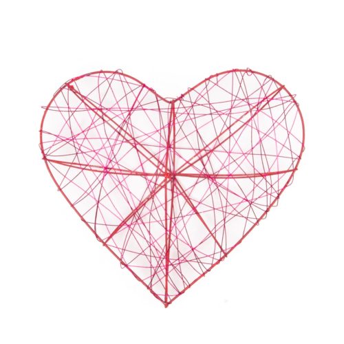 Wire hart in fuchsia, formaat ongeveer 20 cm.